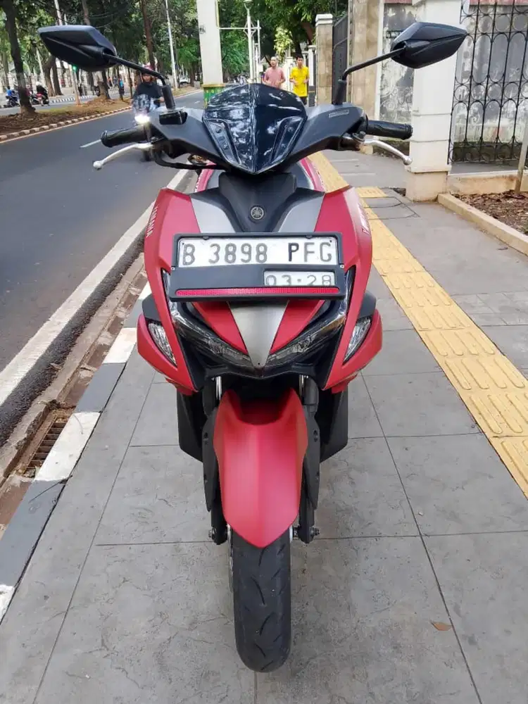 DIJUAL CASH YAMAHA AEROX 155 THN 2018 PAJAK OFF 2X SIAP PAKAI