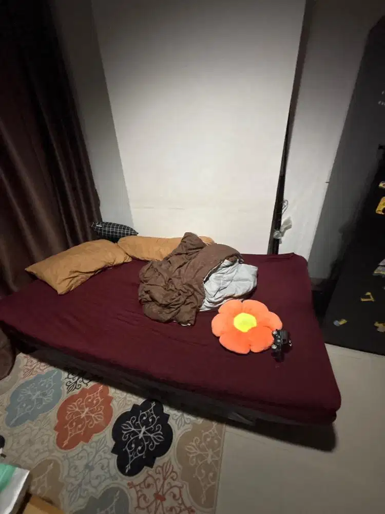 Dijual sofa, rak dan kipas angin