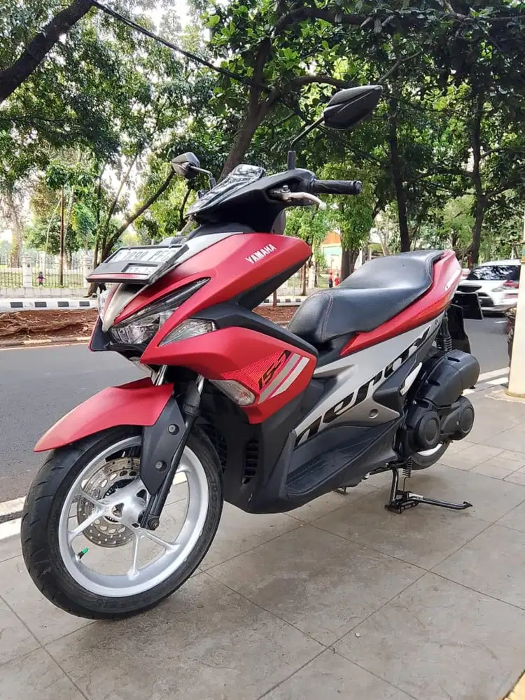 DIJUAL CASH YAMAHA AEROX THN 2018 PAJAK OFF 2X SIAP PAKAI