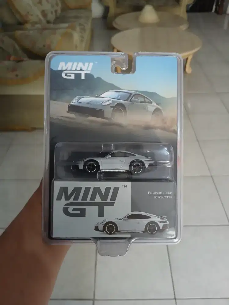 Mini GT Porsche 911 Dakar