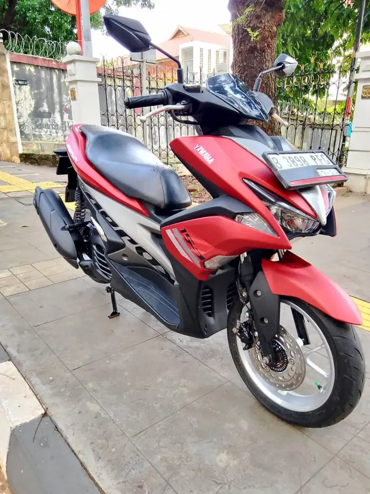 DIJUAL CASH YAMAHA AEROX THN 2018 PAJAK OFF 2X SIAP PAKAI