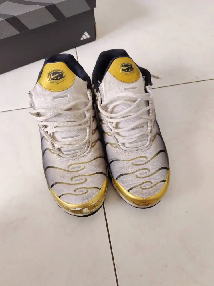 Nike Air Max Tn Gold exclusive color