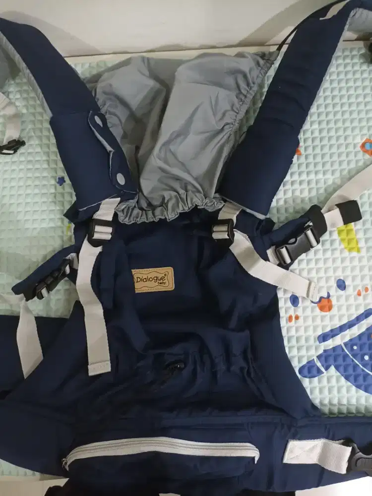 Gendongan ssc mshape dialogue newborn