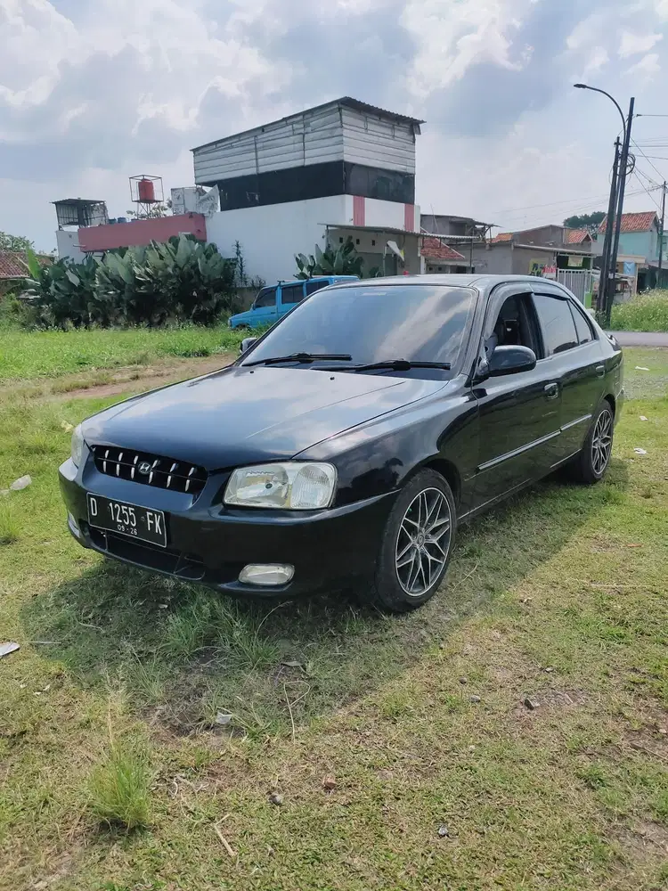 Hyundai Accent Verna 2003 Bensin