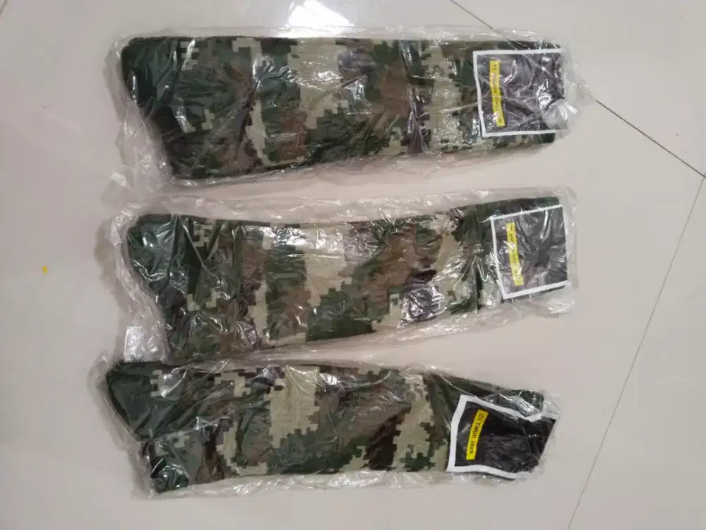 Kaos kaki loreng