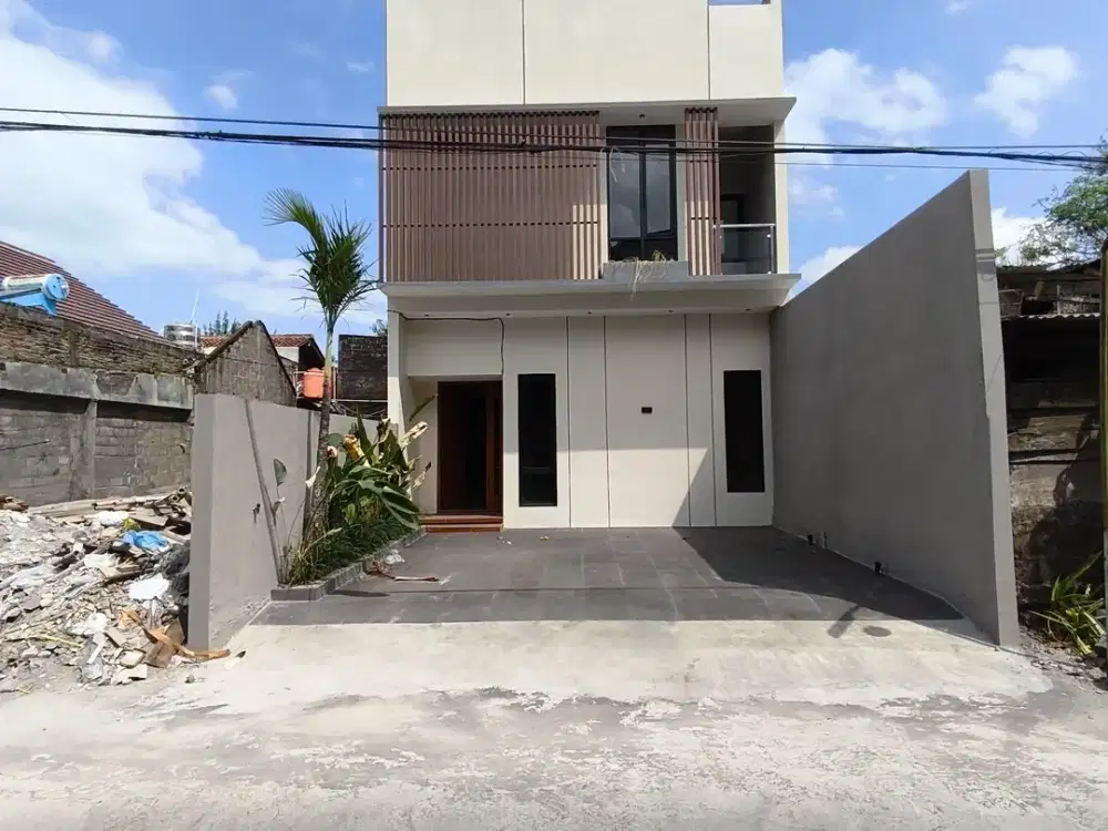 Rumah Siap Huni Jogja 2 Lantai ; Utara Stadion Maguwo Harjo , TURUN HARGA