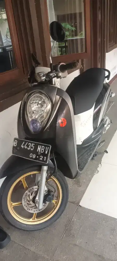 Jual scoopy karbu 2011