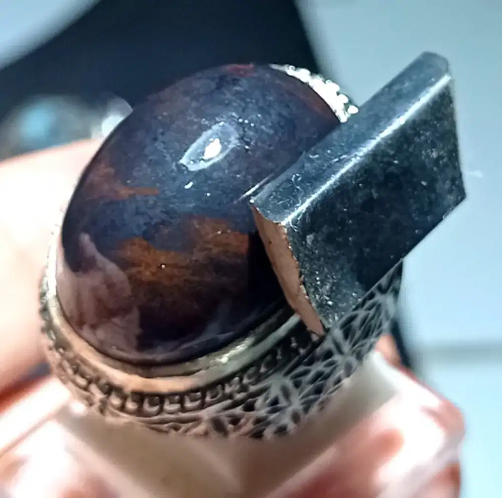 Batu Badar besi nempel magnet