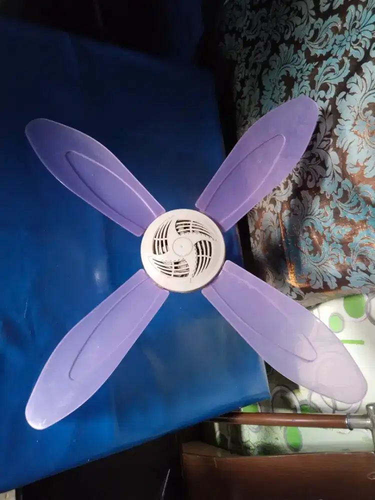 kipas angin gantung normal