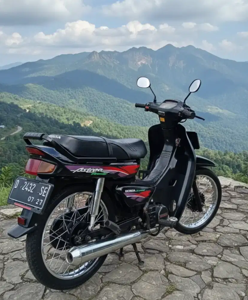 Astrea Grand Istimewa.