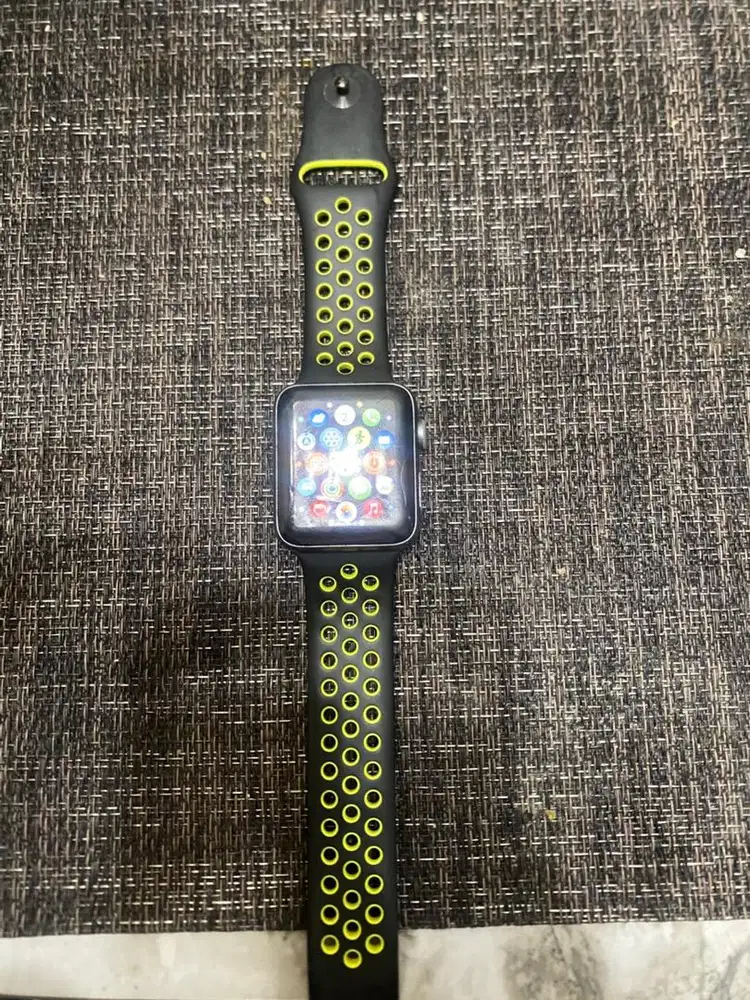 For sale apple watch series 3 42mm