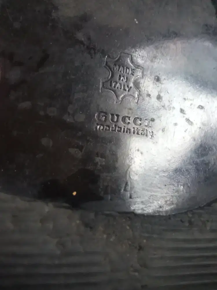 Sepatu kerja GUCCI Made in Italy original  43l cepat dapat