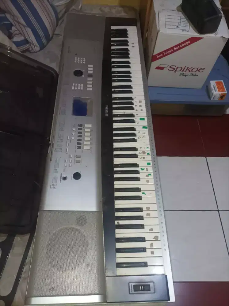 Keyboard Yamaha DGX 520