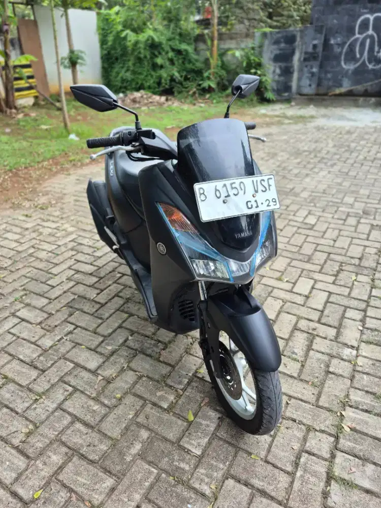 Dijual Yamaha Lexi 125 tahun 2019 pajak hidup
