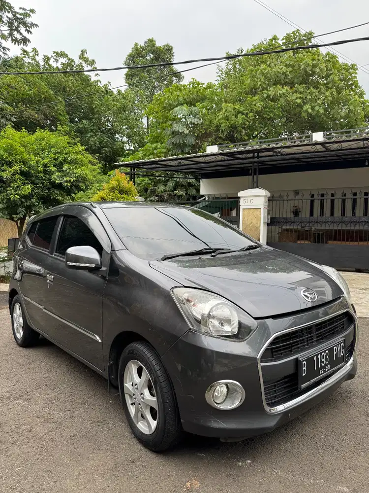 Daihatsu Ayla Tipe X 1.0 M/T Tahun 2015