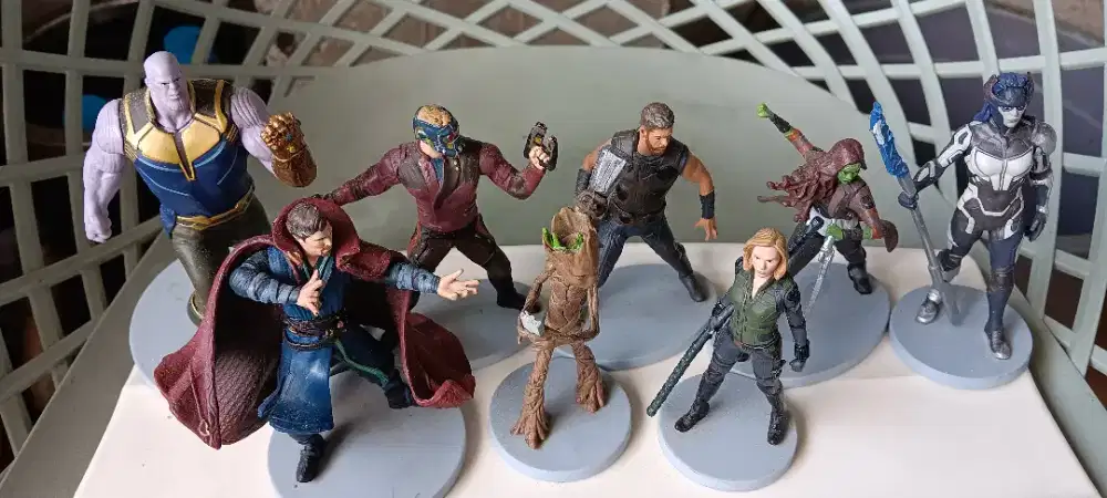 avenger 8 pcs action figure