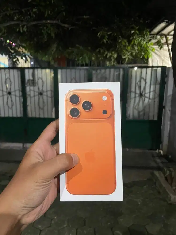 WTS IPhone 17 Pro 256GB IBox Cosmic Orange New Segel