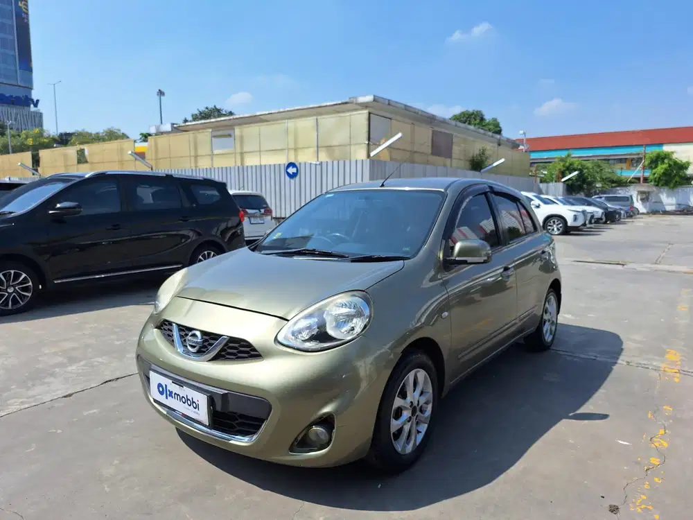 Pajak Panjang - Nissan March 1.5 L Bensin-AT 2014