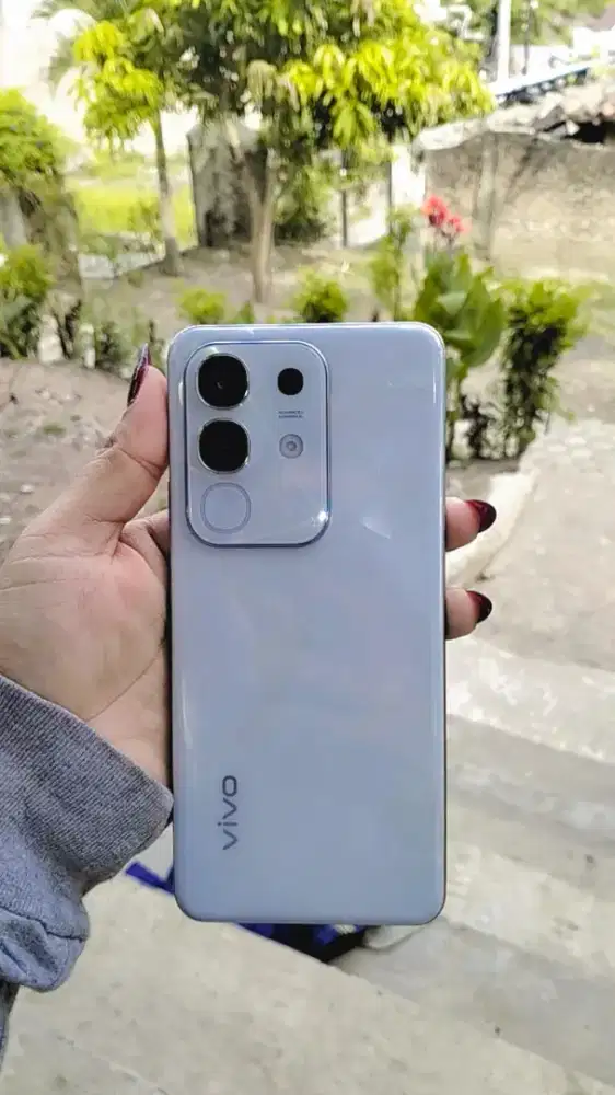 Vivo Y29 ram 8/256