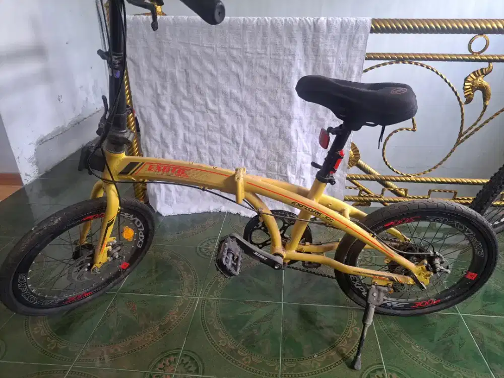 Lipat 16, EXPLORE 300, ALLOY/8 SPEED, YELLOW - RED