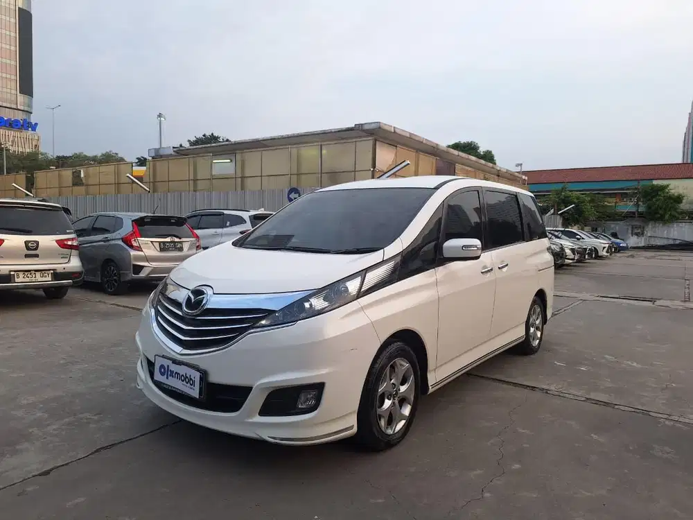 Pajak Panjang - Mazda Biante 2.0 Skyactiv Bensin-AT 2016