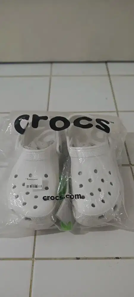 Sendal Crocs Classic Platform Woman White New & Original 100%