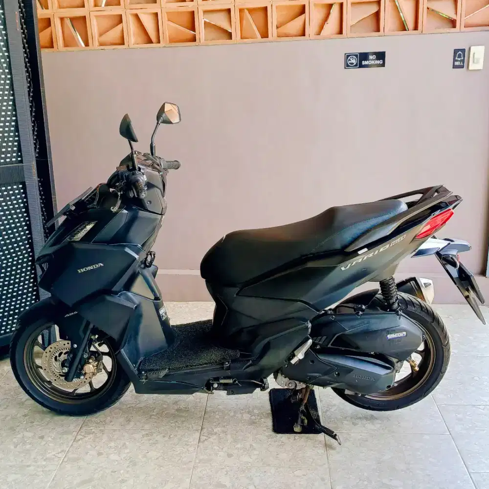 Honda Vario 160 ABS, jual Cepat, Low Km, Hitam Doff Nego
