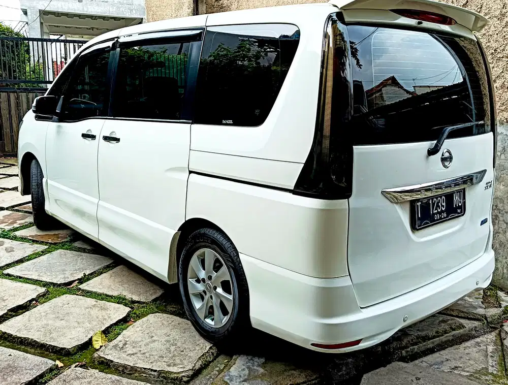 Nissan Serena 2013 Bensin