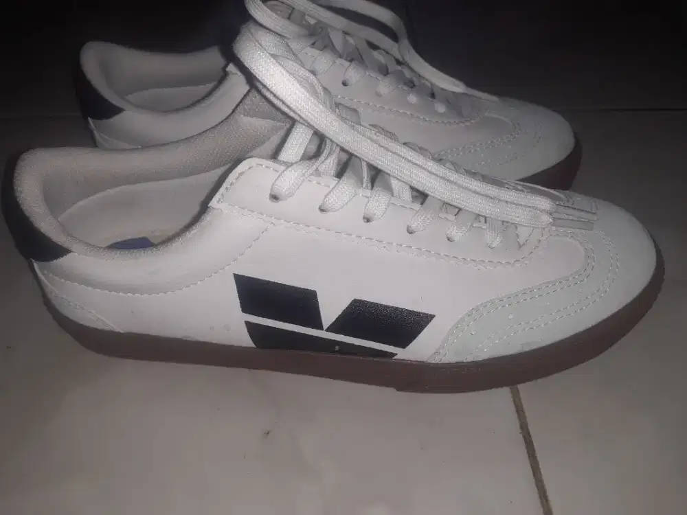 SEPATU VENTELA OLYMPIC BROWN SIZE 41