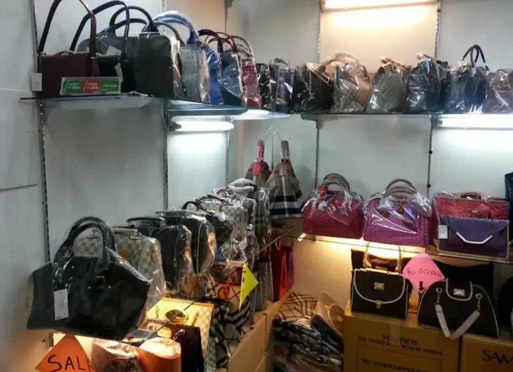 Lowongan kerja jaga toko busana