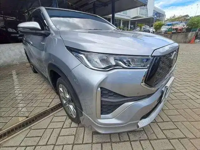 LOW DP Toyota Kijang Innova 2.0 Zenix Q HV CVT TSS Modellista Hybrid-A