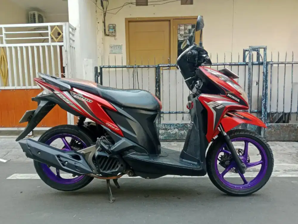 Vario 125 KZR th 2015 Surat lengkal & pajak hidup