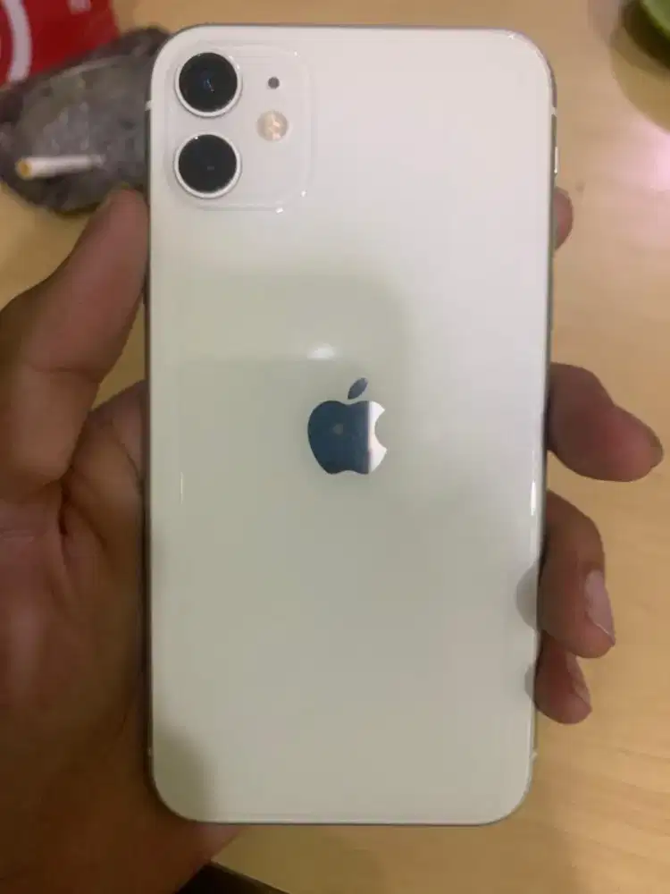 Iphone 11 64Gb resmi