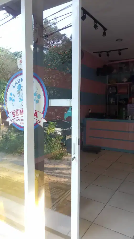 Londry semula sahril