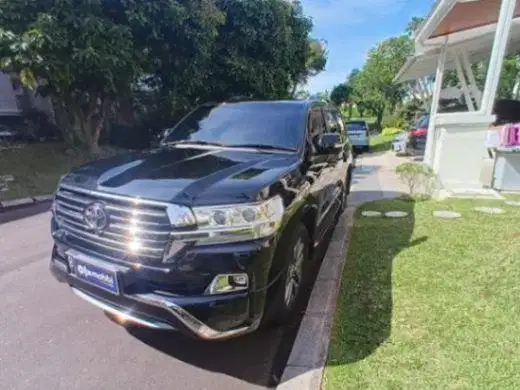 LOW DP Toyota Land Cruiser 4.5 VX-R Solar-AT 2017 2II