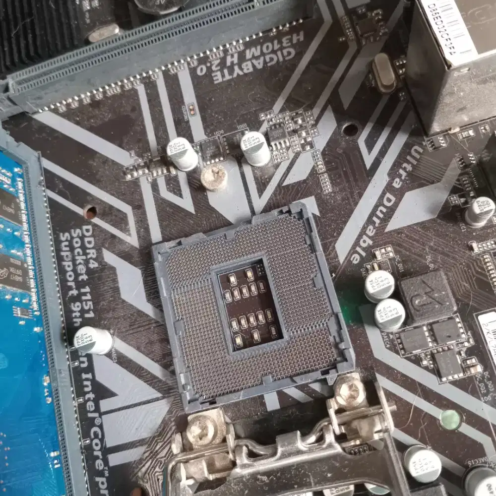 Mobo GiGabyte H310. + DDR4. 16GB