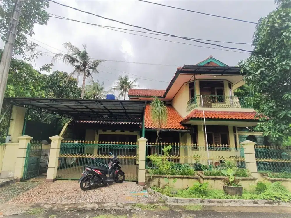 Rumah Bagus 2 Lantai Akses Mudah ke TSM Cibubur