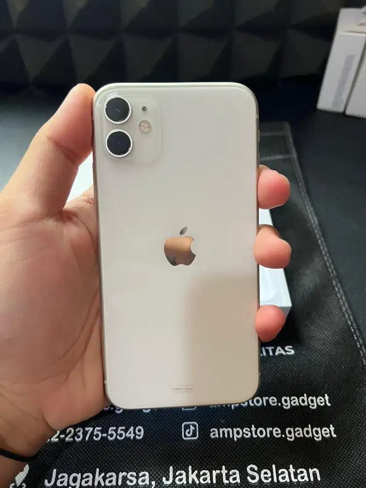 iPhone 11 128Gb iBox