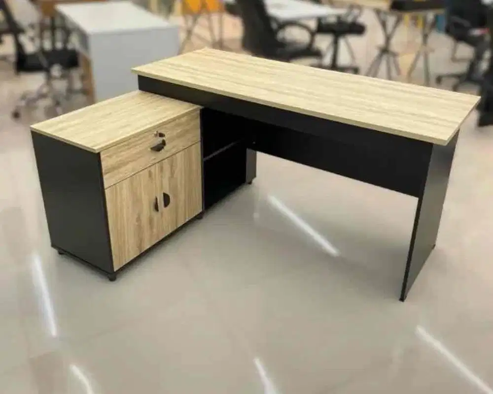 MEJA KANTOR TYPE L