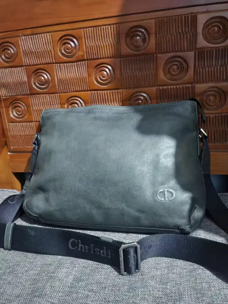Preloved tas chrisdien deny original kulit asli