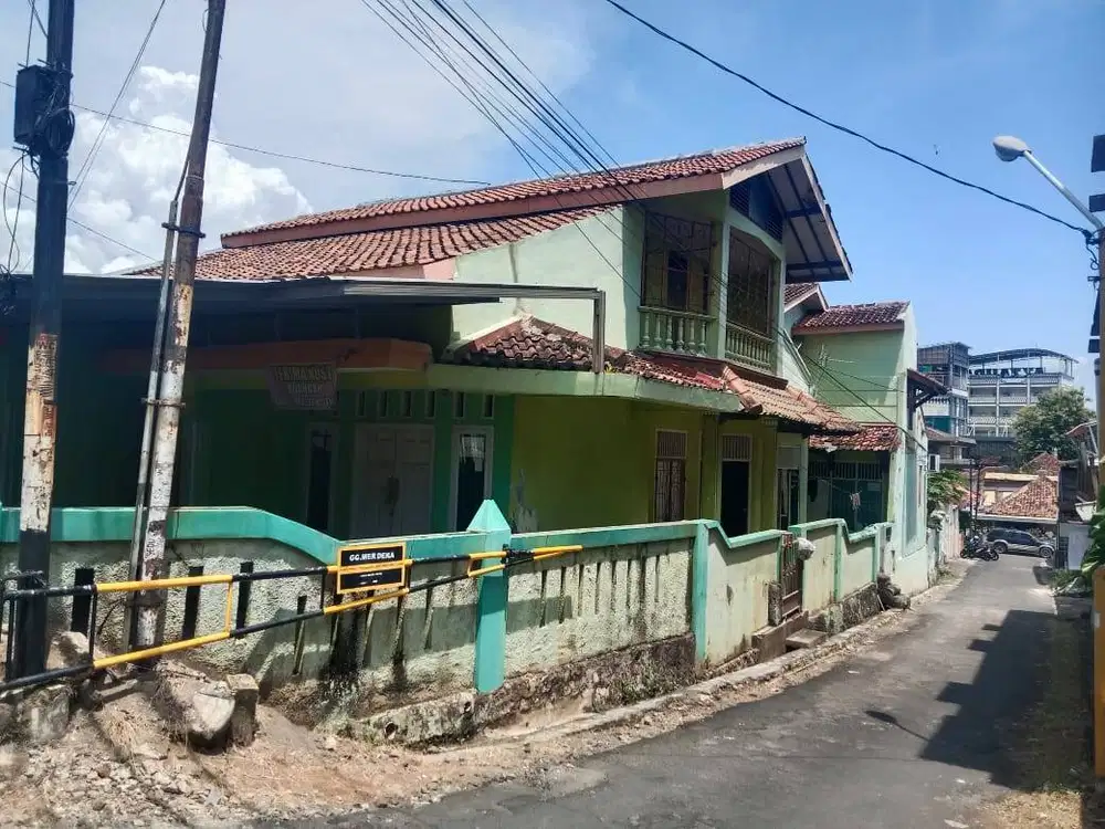 Rumah disewakan cocok untuk kantor, bisnis, tempat tinggal