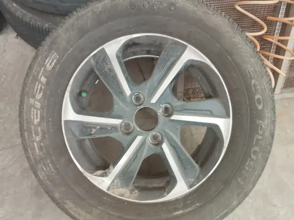 Velg brio twotone ring 14 x 100 color including ban 185 x 70 x 14