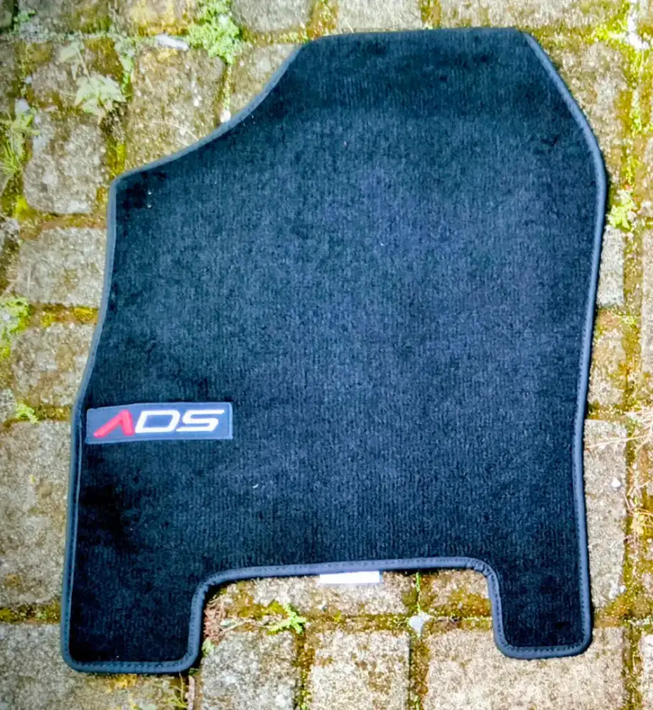 Karpet Original oEM Daihatsu Rocky ADS