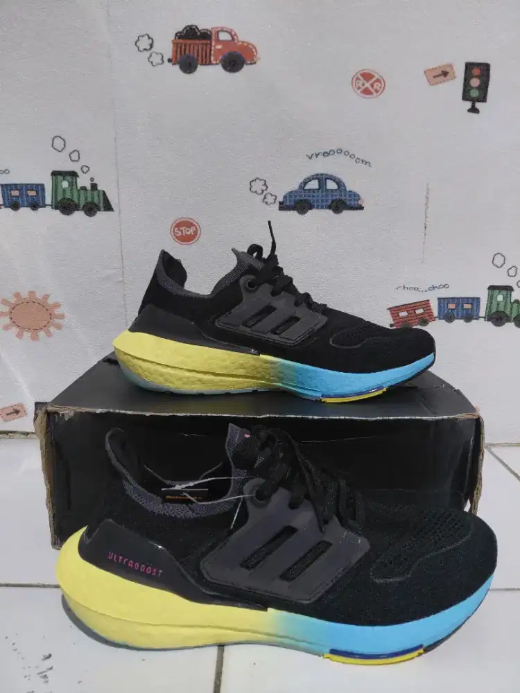 Sepatu ultaboost 22