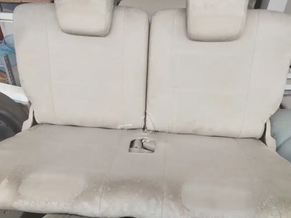 Jok mobil baris ke 3 avanza thn 2010- 2015 kondisi mulus