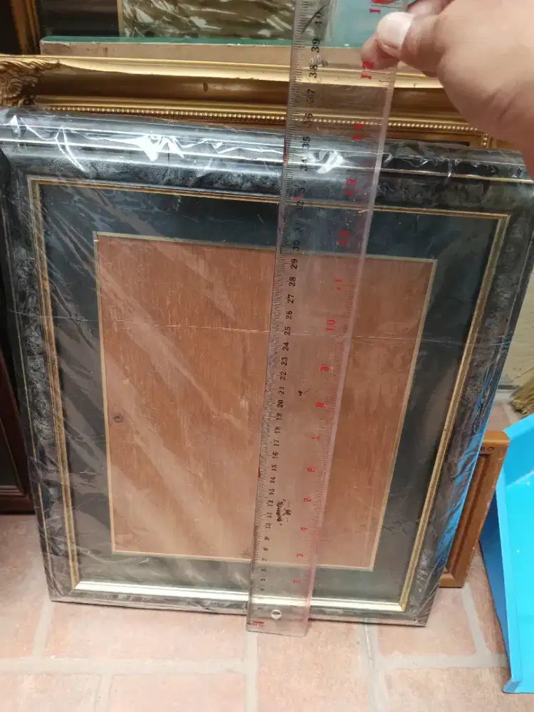 Bingkai bekas layak pakai