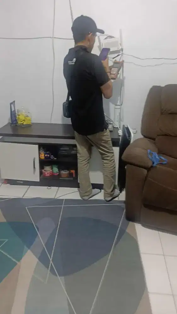 Lemari TV, Meja TV, Nakas