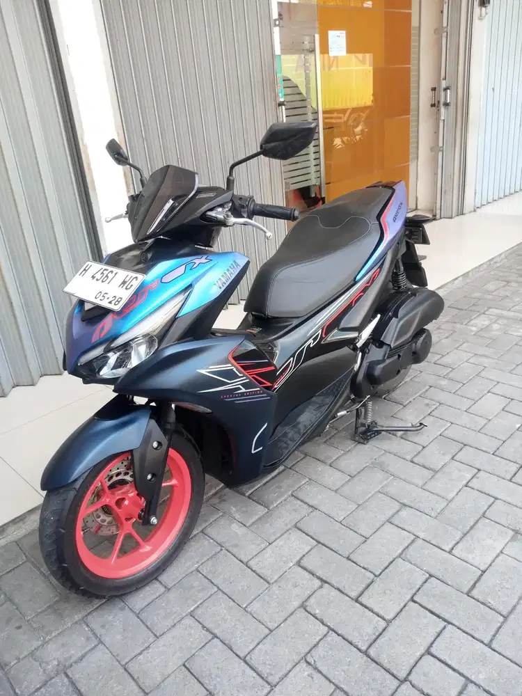 Yamaha AEROX cyber city 2023