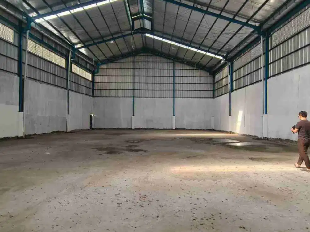 DISEWAKAN GUDANG BARU SIAP PAKAI DI JLN PANGKALAN 2 BANTARGEBANG