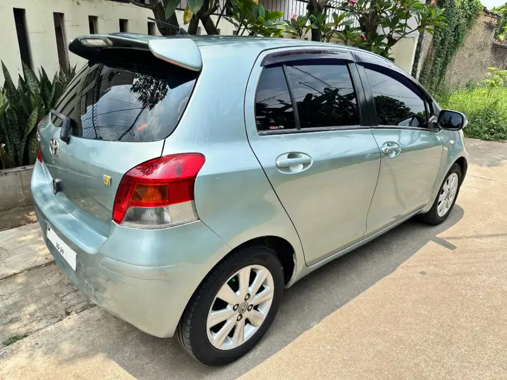 Toyota yaris matic mulus